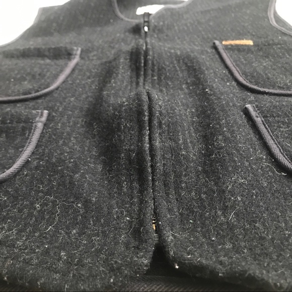 Sold: woolrich Men's Wool Four Pocket Vest Medium - Back buckle - Made In USA - Picture 7 of 8